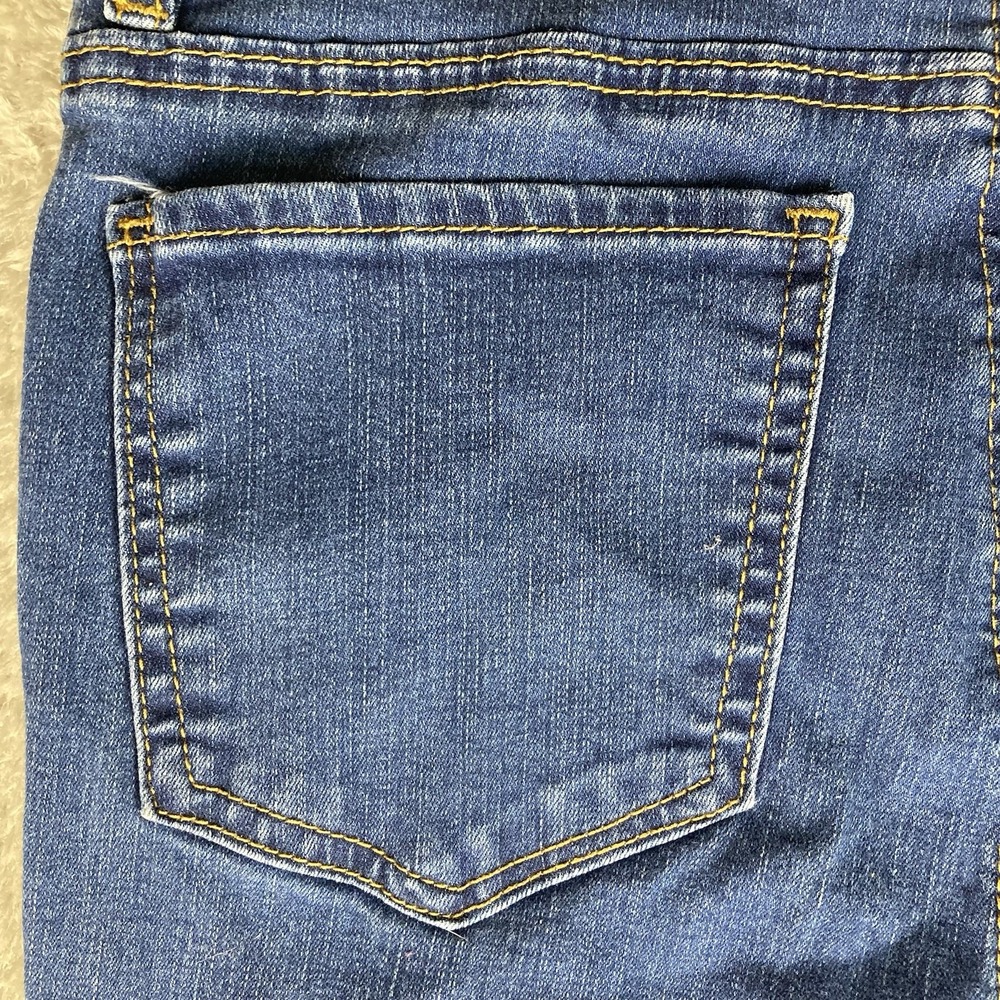 Almost Famous Jeans Size 7 26x30 Blue Denim Bell Bottom Flare Distressed Stretch - Picture 5 of 16